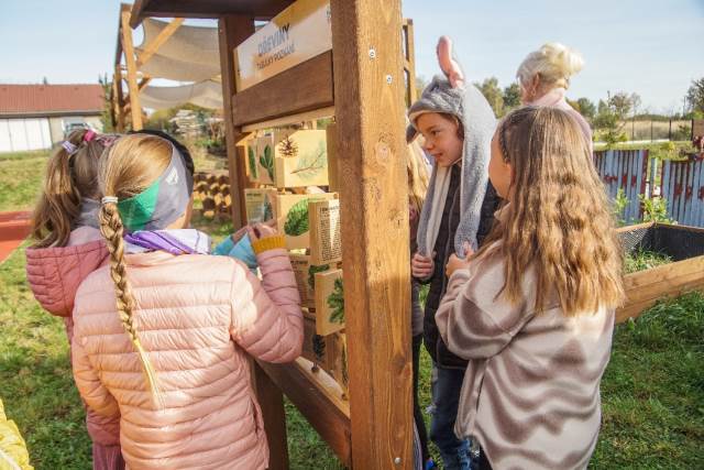 Slavnostní otevření Přírodní zahrady při ZŠG Vítkov