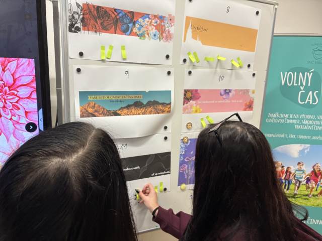 Motivační lavičky