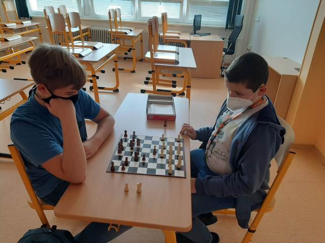 Šachy ve školním klubu